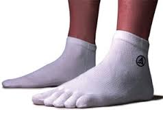 Hiking socks with toes