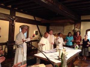 Joe Taylor, Sacha, Michael Smith and Pham Van Ai, Geraldine and Larry Naismith and Kay Quisenberry